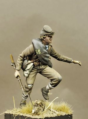 S2KW5440 - Confederate infantryman running